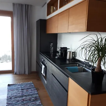 On Slope, Apartment *